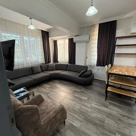 公寓 Eko Homes *